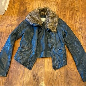 Blue faux pu leather aviator biker jacket with faux fur collar